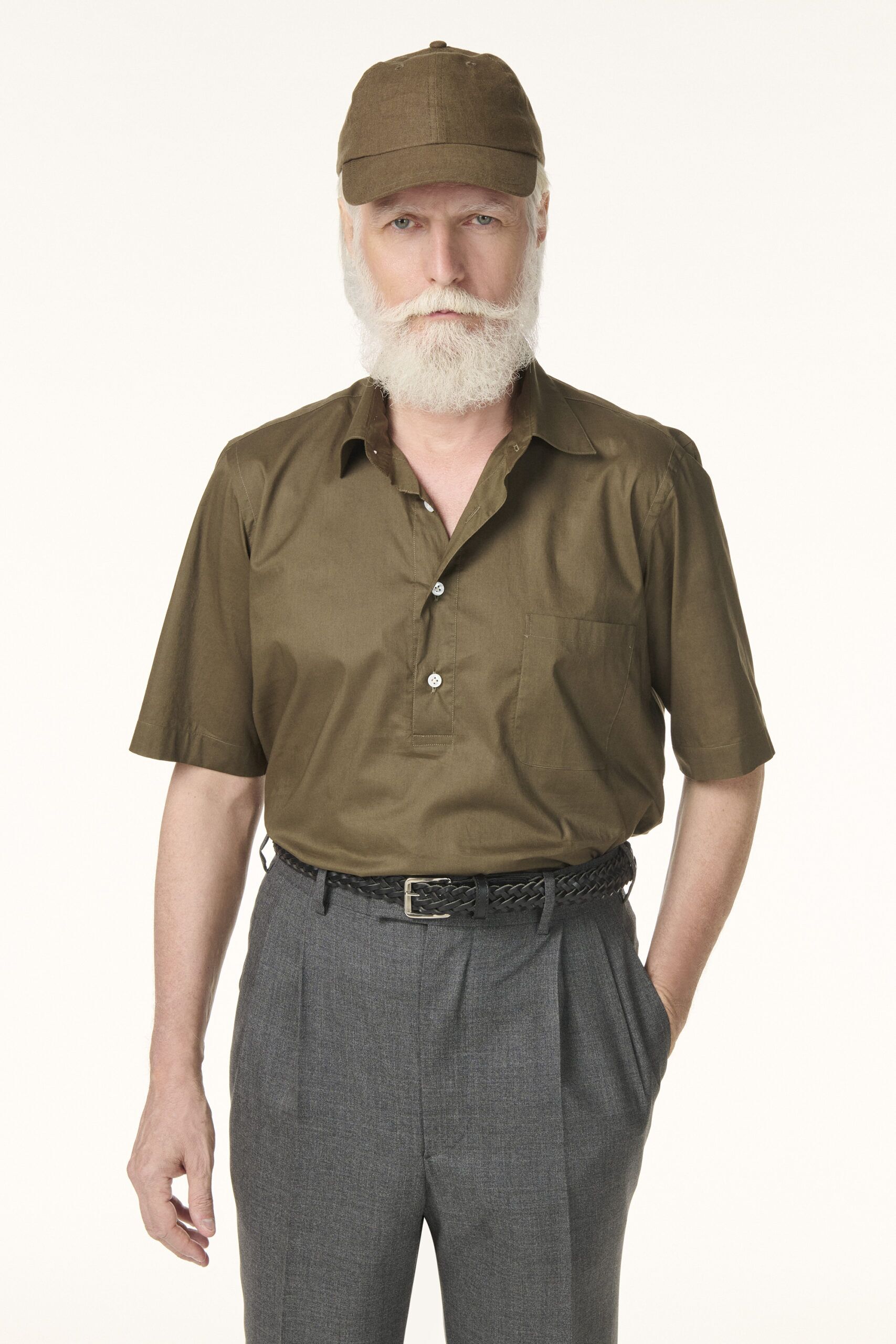 Tailor-made polo shirt in khaki cotton | Rives Paris ©