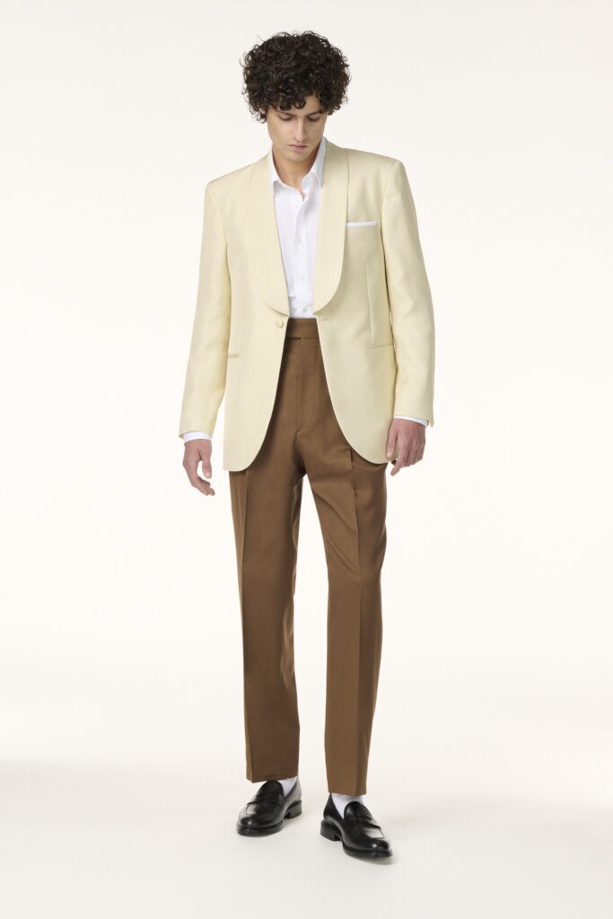 Veste de Smoking Sur-Mesure en Shantung de Soie Blanc Cassé | Rives Paris © /2