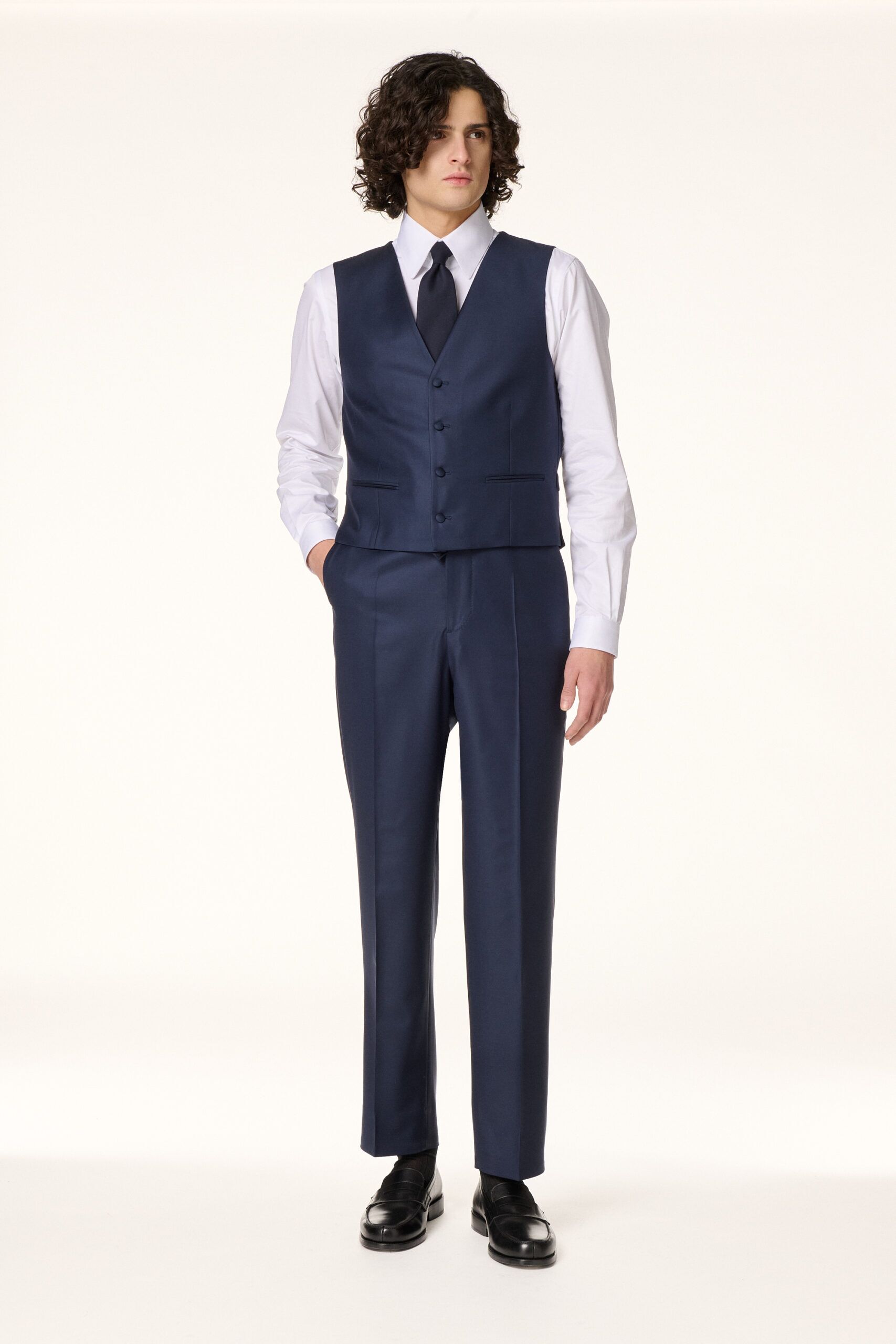 Costume 3 pièces bleu marine